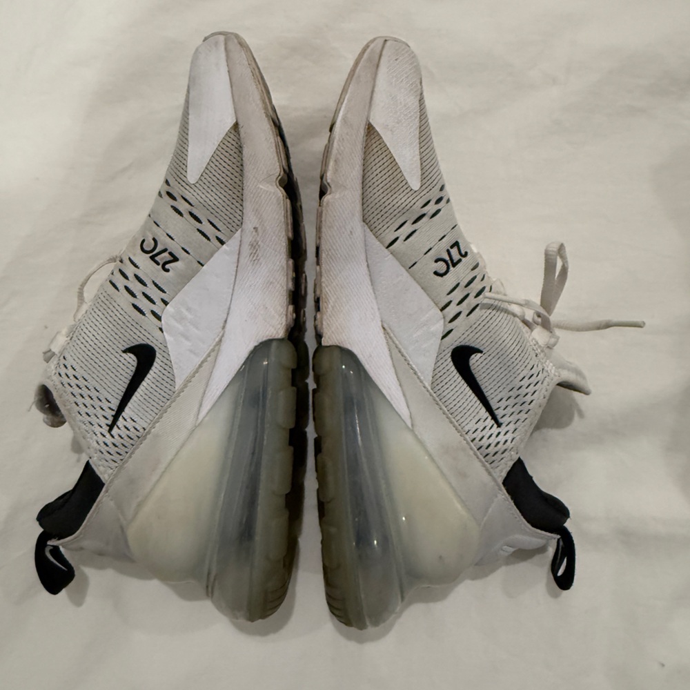 Nike Women's Air Max 270 Shoes
